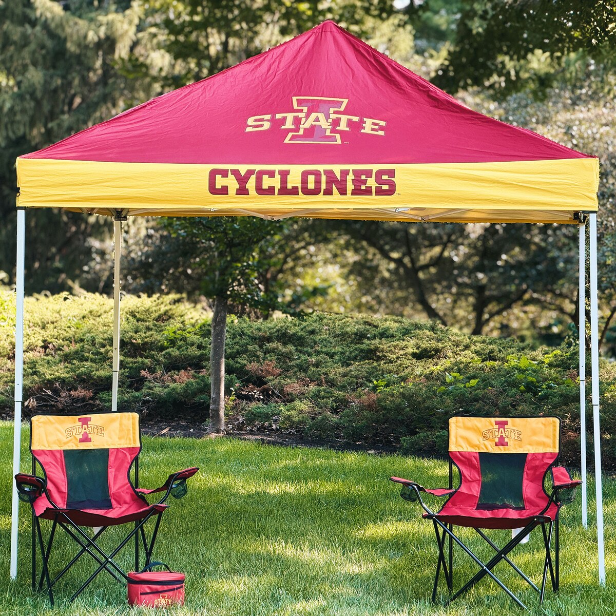 Logo I-State Elite Chair under a tailgate tent